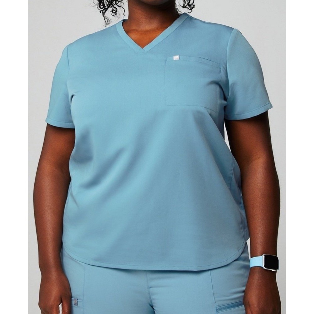 NWOT Women's Fabletics Vital 1 Pocket Scrub Top Wave Green Plus 3X